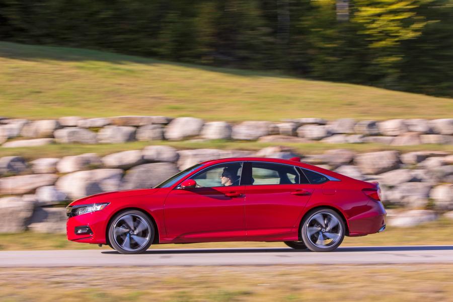  Honda Accord Sport 2.0T 2017 года  (NA) (фото 72 из 85)